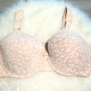 Vince Camuto Tan Animal Print Underwire bra size 40C